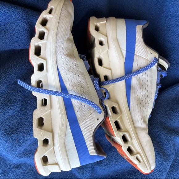 On Cloudtec Women's Athletic Running Shoes - White/Blue - Picture 3 of 5